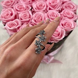 Rustic Flower Ring